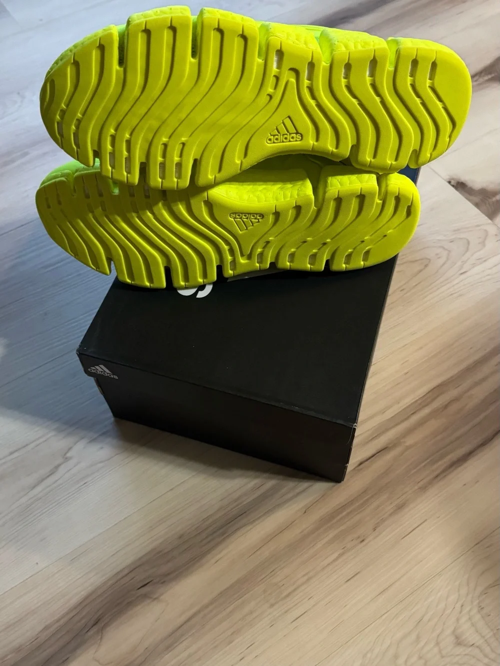 adidas Climacool Vento Neon Yellow Running Sneakers